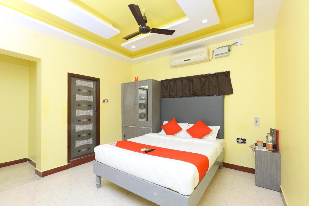 OYO 11736 Venkateswara Vilasam Pondicherry Bagian luar foto