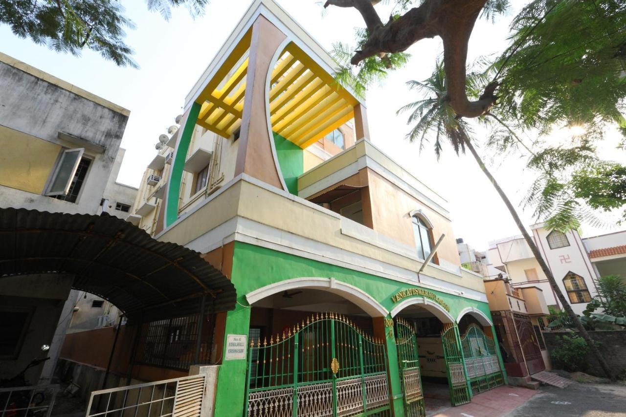 OYO 11736 Venkateswara Vilasam Pondicherry Bagian luar foto